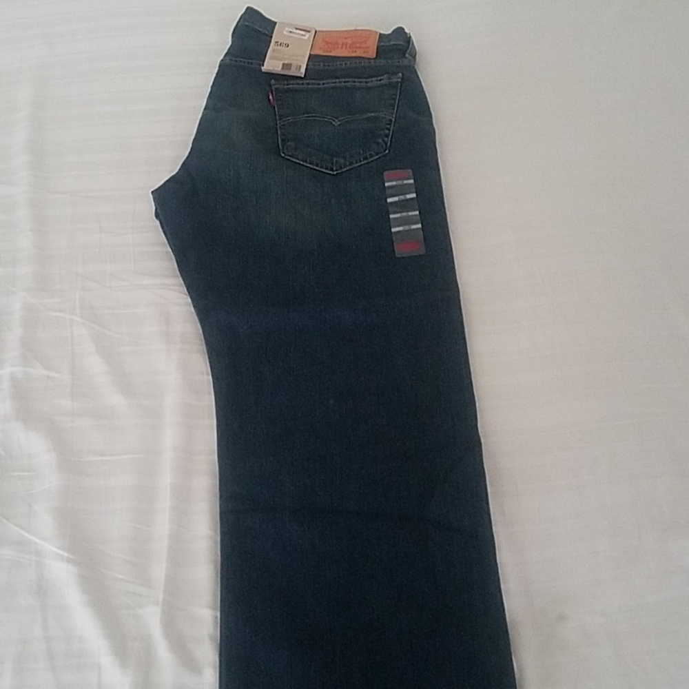 Jeans - Picture 1 of 3